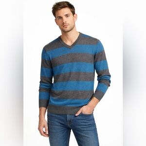 Blue & Grey Striped Knit Sweater Pullover V-Neck Minimal Classic Preppy Normcore